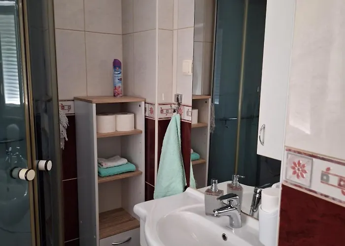 With Parking Space Okrug Gornji, Ciovo - 16676 Apartament