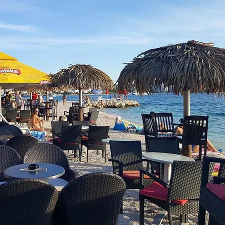 Апартаменти With Parking Space Okrug Gornji, Ciovo - 16676