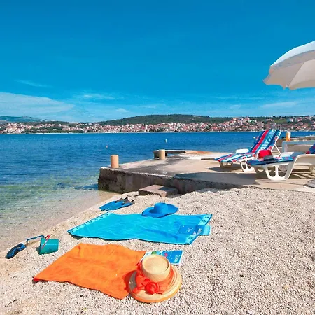 شقة With Parking Space Okrug Gornji, Ciovo - 16676 تروغير